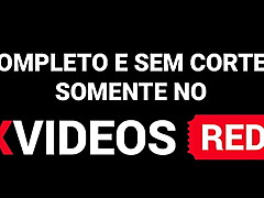 Fui convidada pra um churrasco e, chegando lá_, só_ tinha eu de carne. Meu corno me filmou sendo servida - Completo no RED